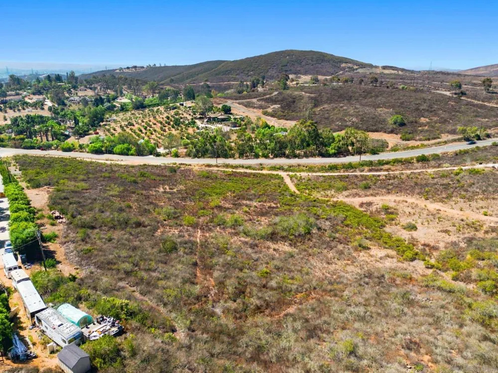 20753 Elfin Forest Rd Escondido, CA 92029