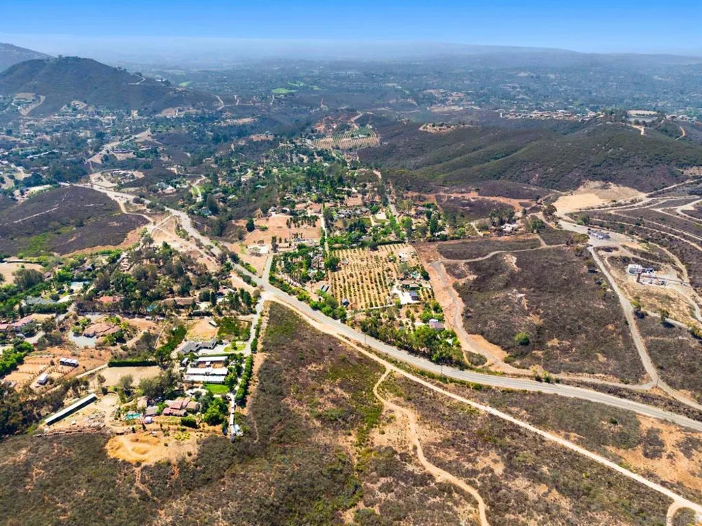 20753 Elfin Forest Rd Escondido, CA 92029