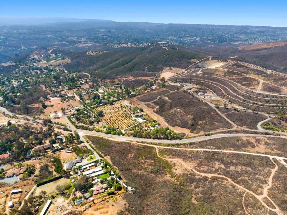20753 Elfin Forest Rd Escondido, CA 92029