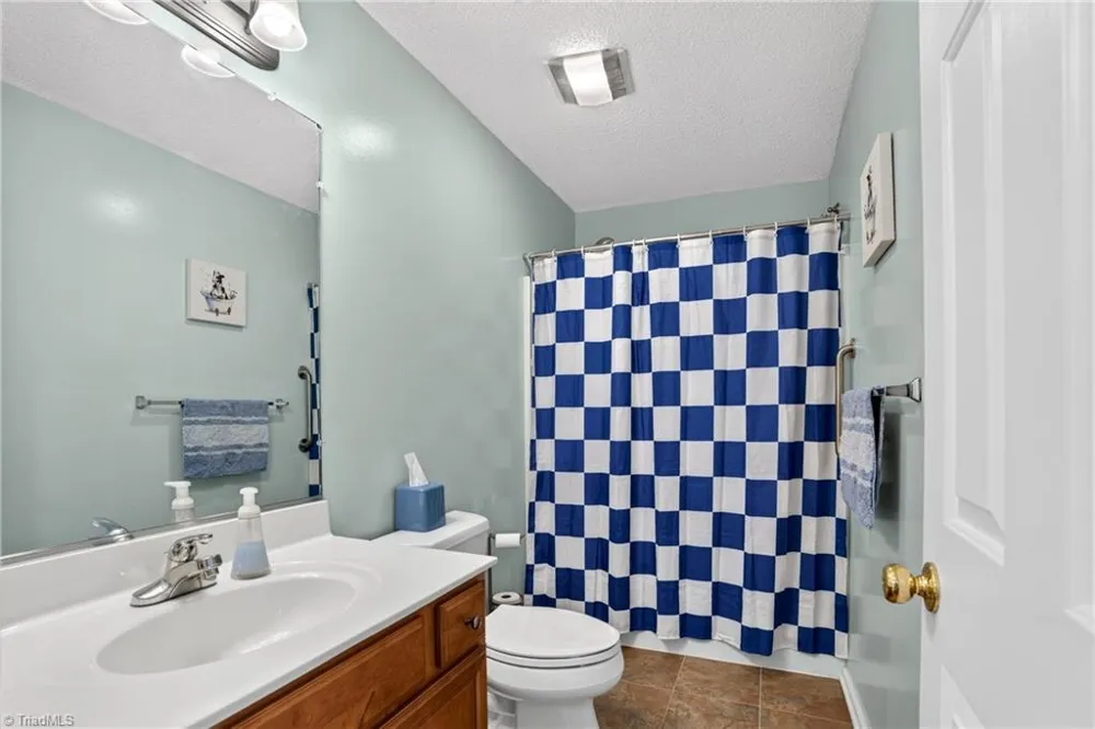 3366 Marathon Drive Asheboro, NC 27205