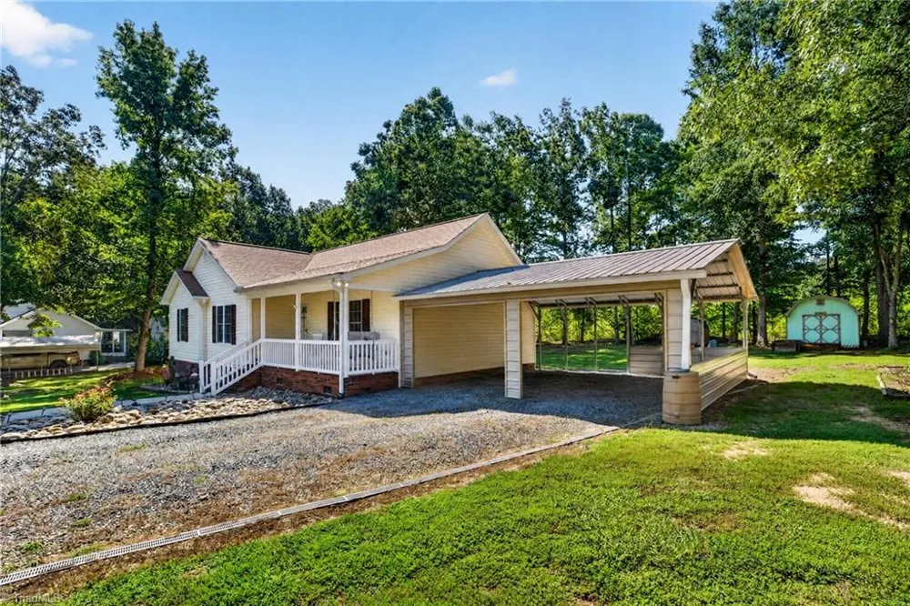 3366 Marathon Drive Asheboro, NC 27205