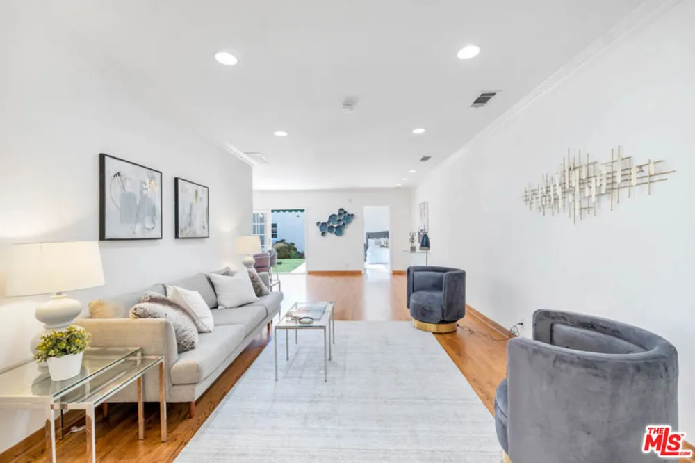 109 Maple Drive Beverly Hills, CA 90210