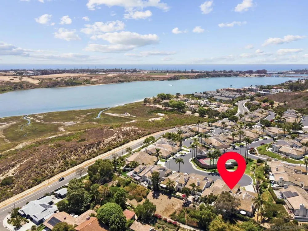 4849 Flying Cloud Way Carlsbad, CA 92008