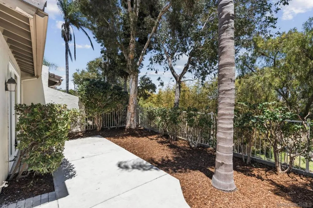4849 Flying Cloud Way Carlsbad, CA 92008