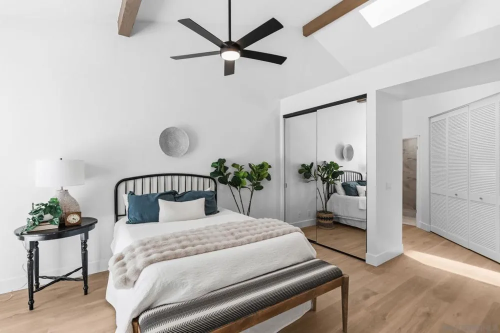 4849 Flying Cloud Way Carlsbad, CA 92008