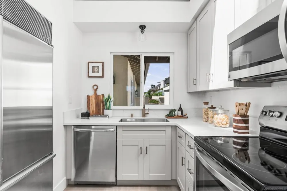 4849 Flying Cloud Way Carlsbad, CA 92008