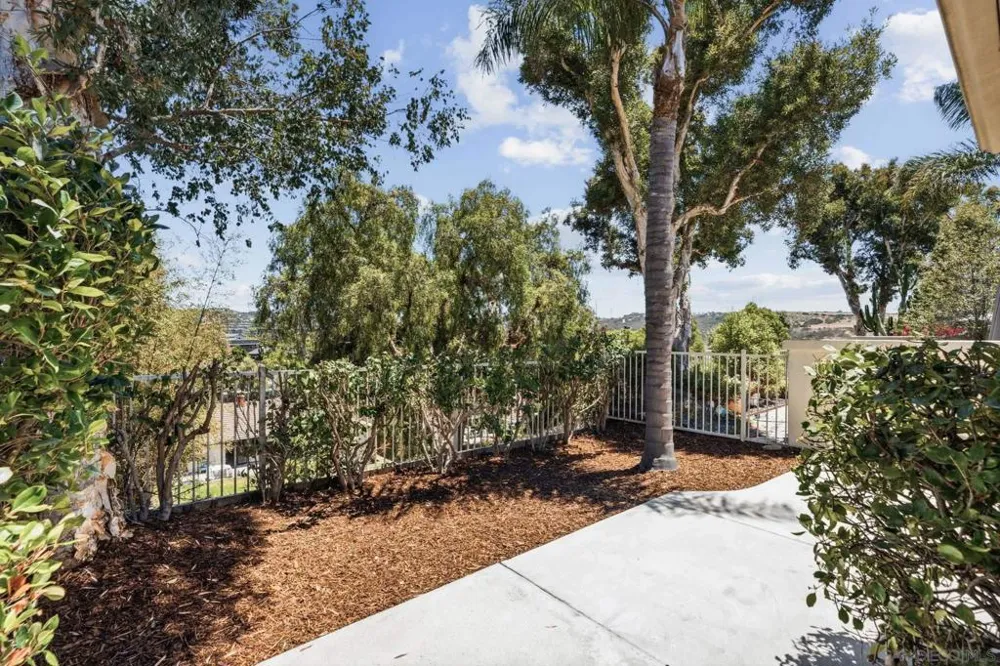 4849 Flying Cloud Way Carlsbad, CA 92008