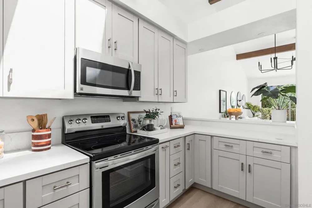 4849 Flying Cloud Way Carlsbad, CA 92008