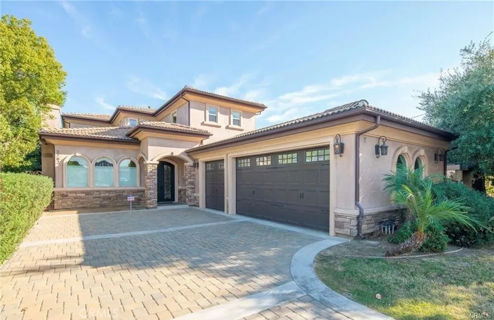 5762 Loma Avenue Temple City, CA 91780