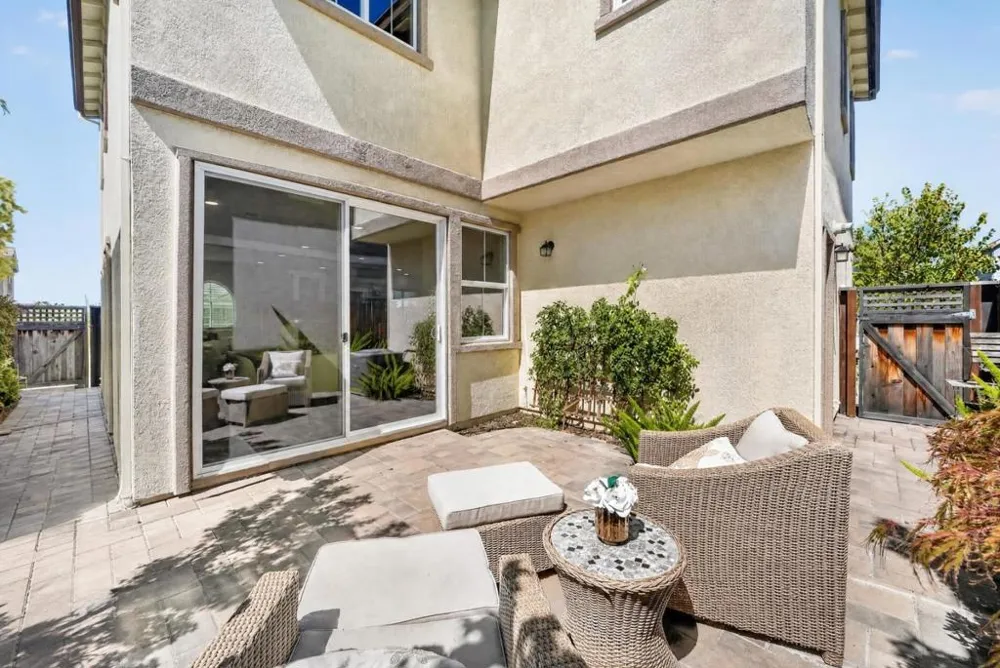 5502 Clove Hitch Loop Fremont, CA 94555