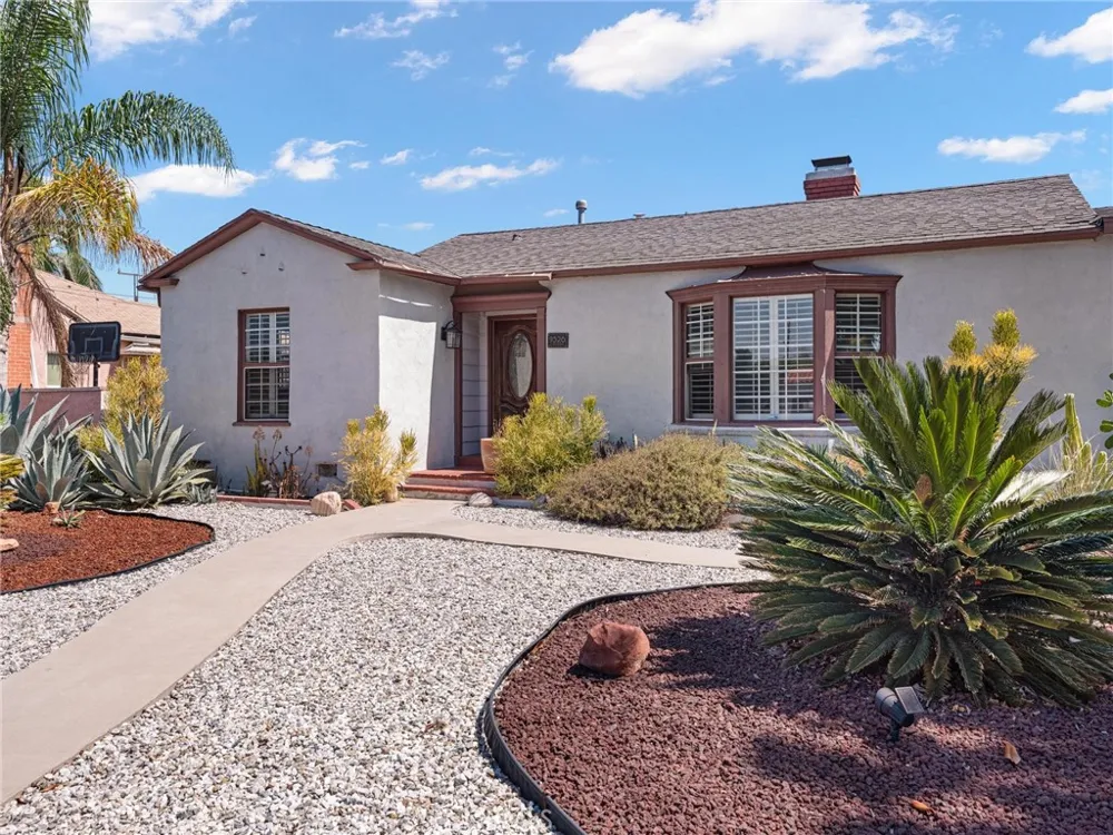 9526 S 4th Ave Inglewood, CA 90305