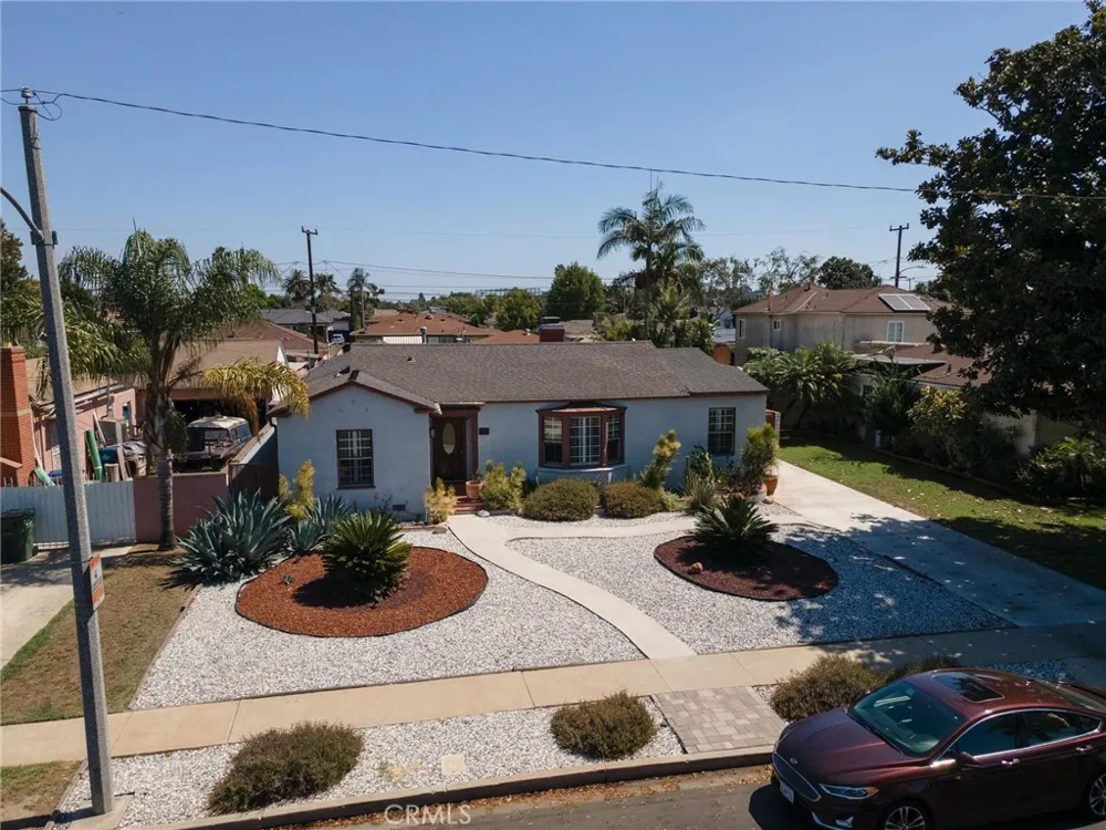 9526 S 4th Ave Inglewood, CA 90305