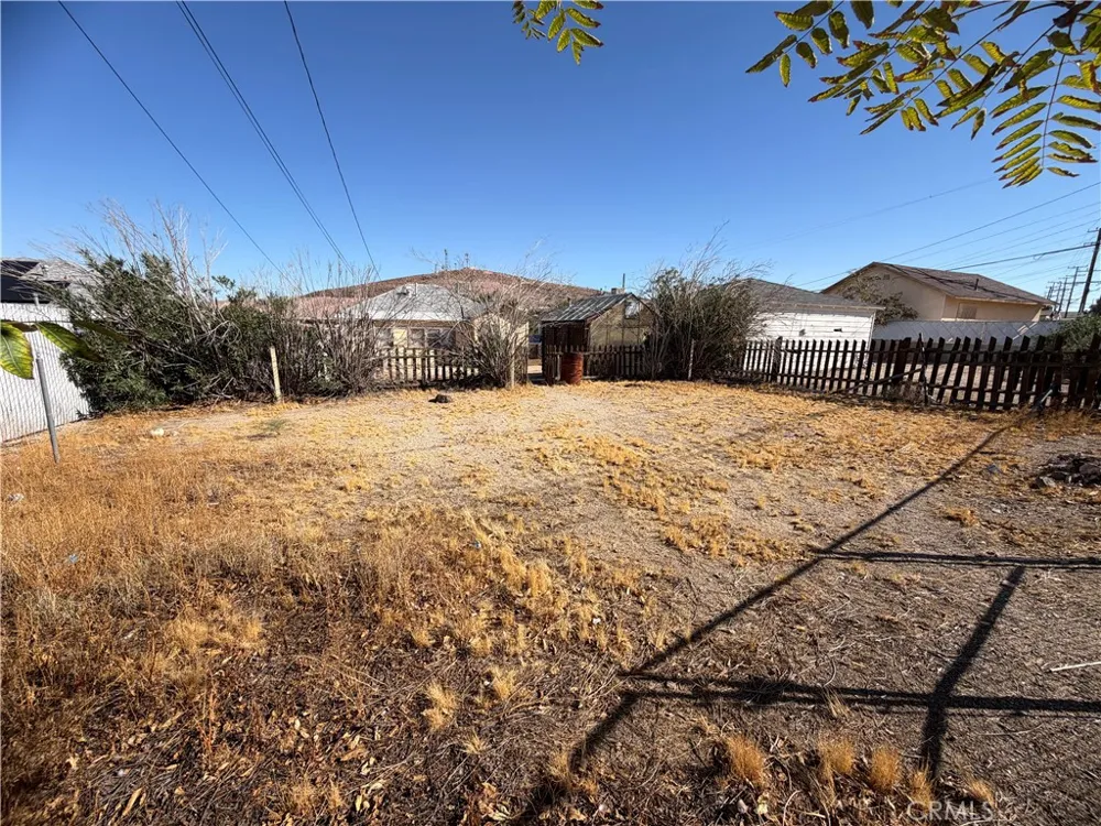 720 Nancy Barstow, CA 92311