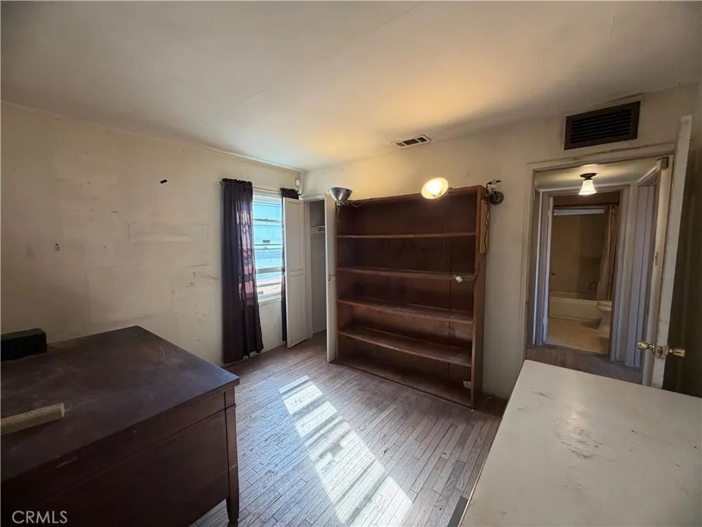 720 Nancy Barstow, CA 92311