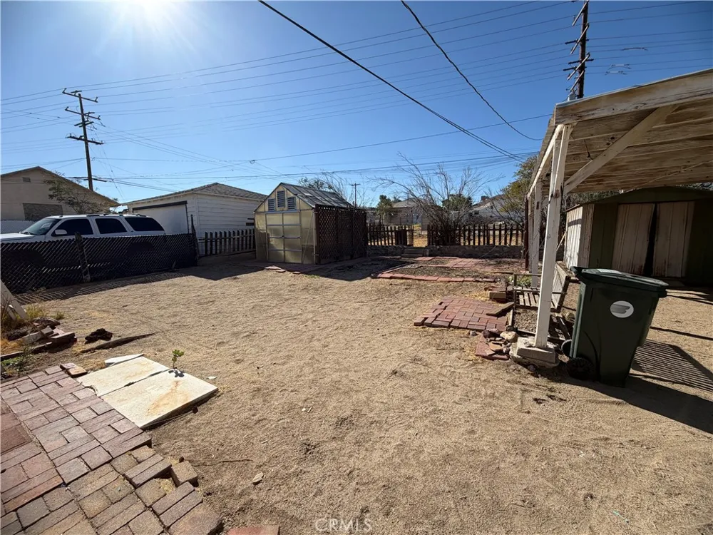 720 Nancy Barstow, CA 92311