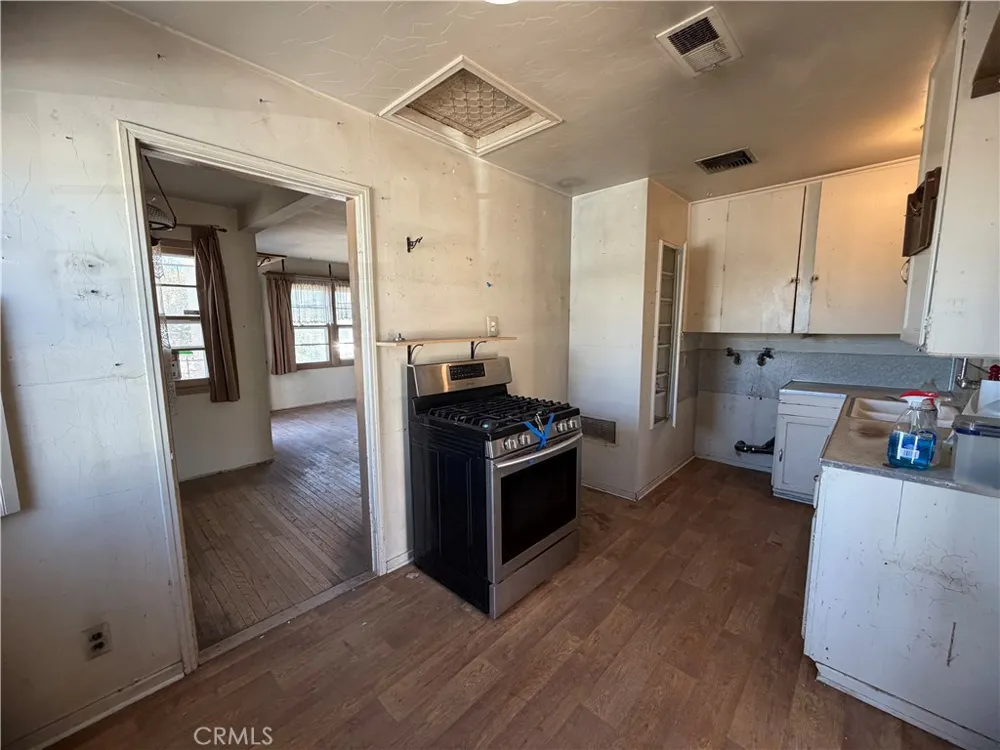 720 Nancy Barstow, CA 92311