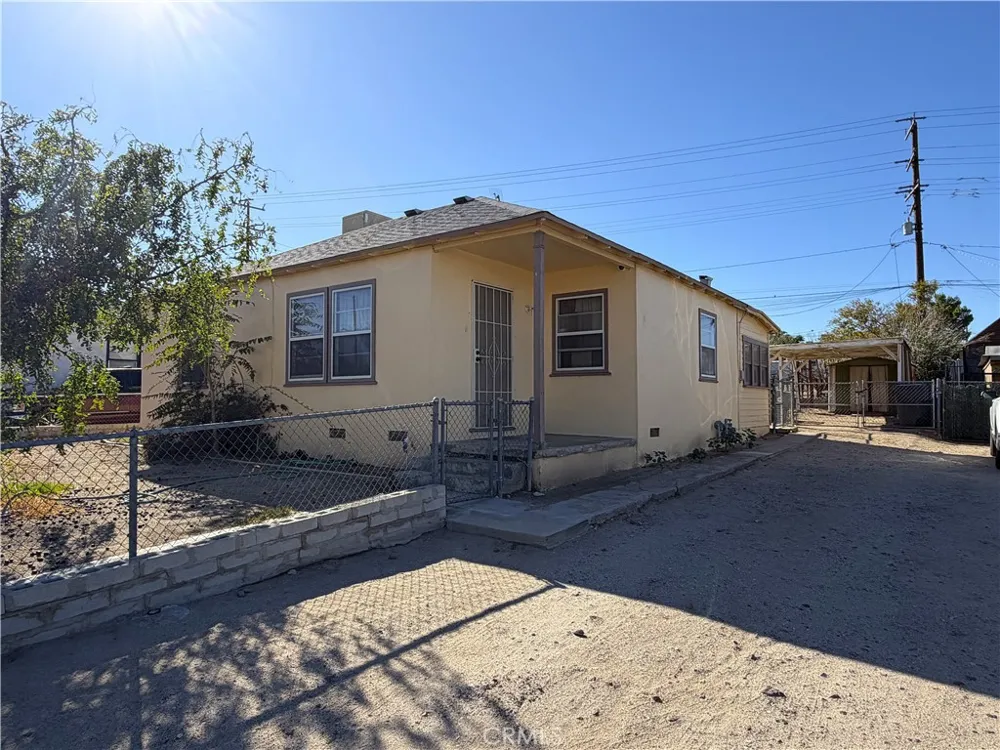 720 Nancy Barstow, CA 92311