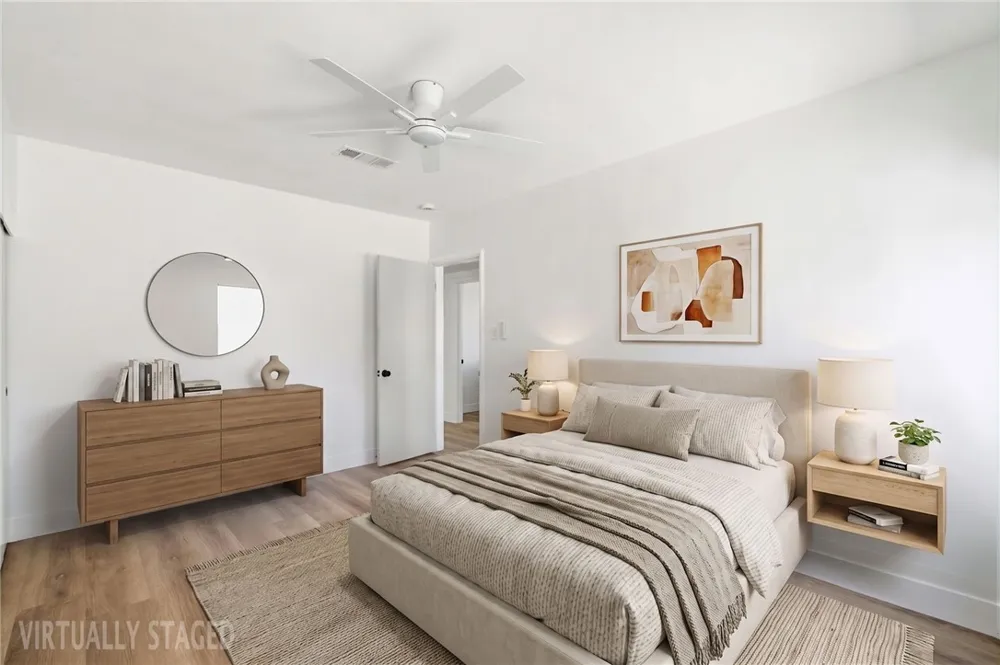 250 Holtby Bakersfield, CA 93304
