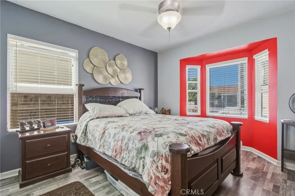 1006 Matthisen Compton, CA 90220