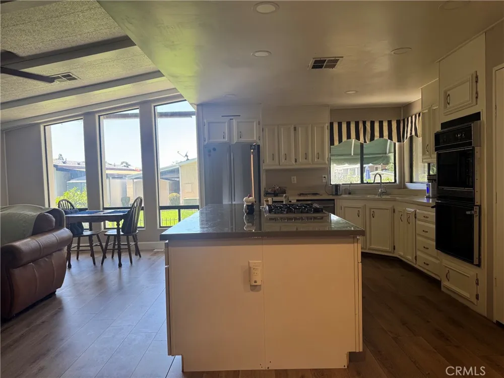 1919 Coronet Avenue #218 Anaheim, CA 92801