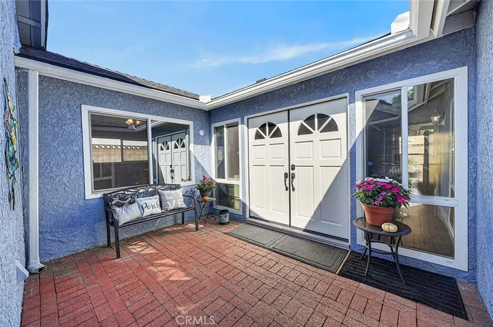 1630 E Edgecomb Covina, CA 91724
