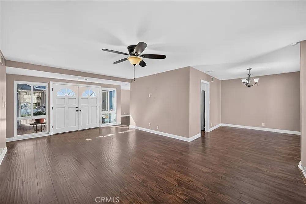 1630 E Edgecomb Covina, CA 91724