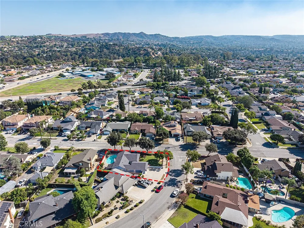 1630 E Edgecomb Covina, CA 91724