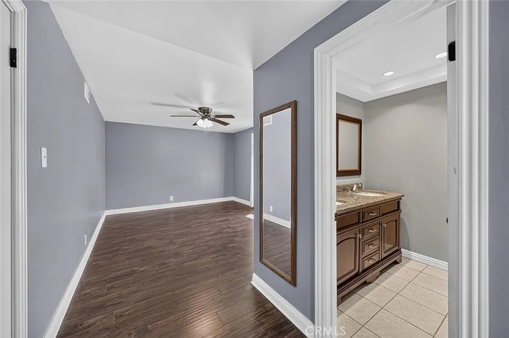 1630 E Edgecomb Covina, CA 91724