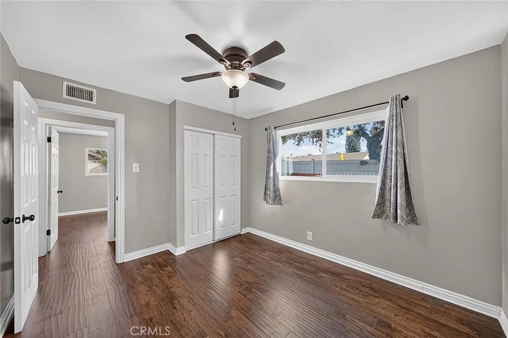 1630 E Edgecomb Covina, CA 91724