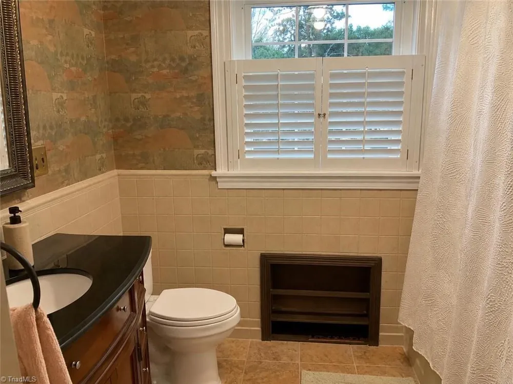 346 Worth Street Asheboro, NC 27203
