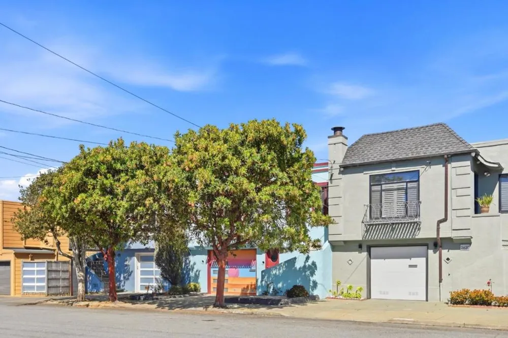 2626 Wawona Street San Francisco, CA 94116