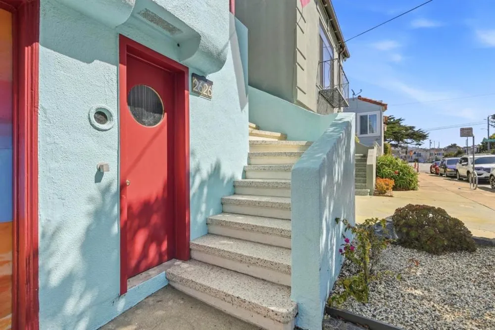 2626 Wawona Street San Francisco, CA 94116