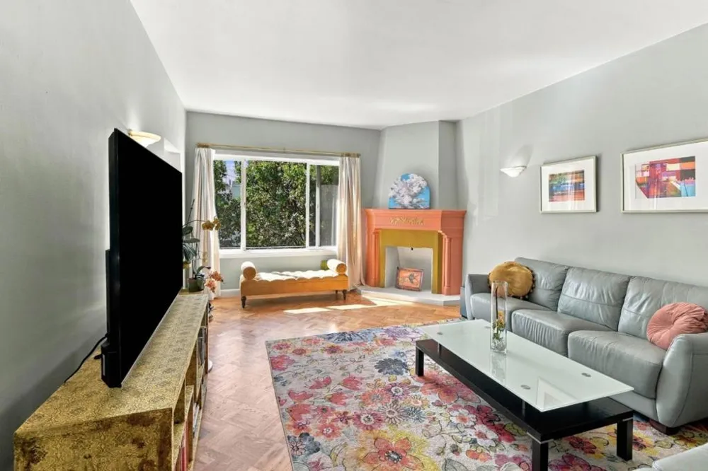 2626 Wawona Street San Francisco, CA 94116