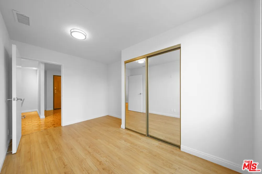 1601 Fuller Avenue #303 Los Angeles, CA 90046
