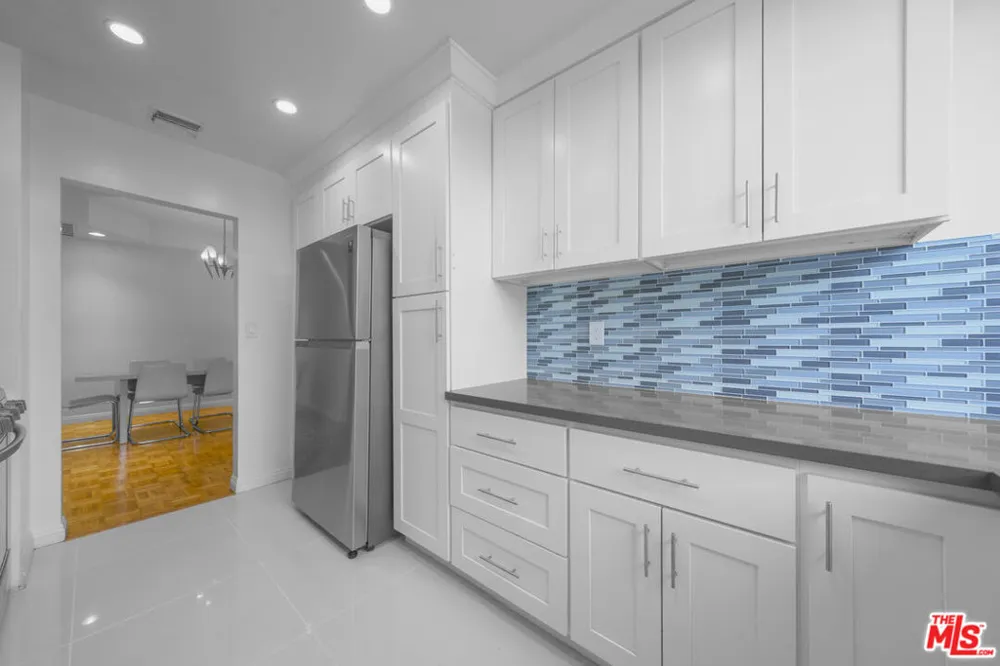 1601 Fuller Avenue #303 Los Angeles, CA 90046