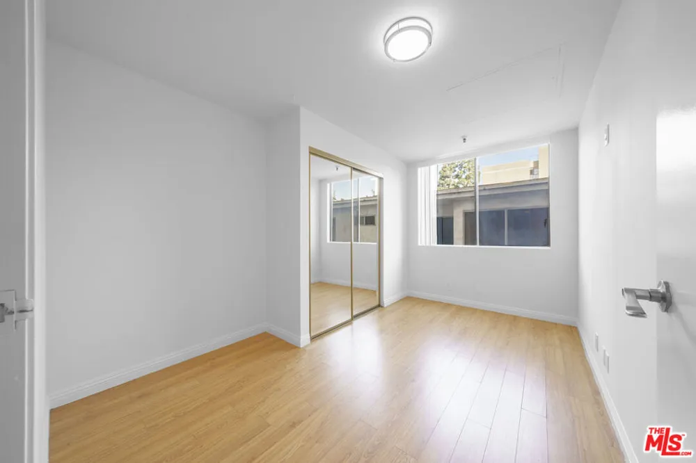 1601 Fuller Avenue #303 Los Angeles, CA 90046