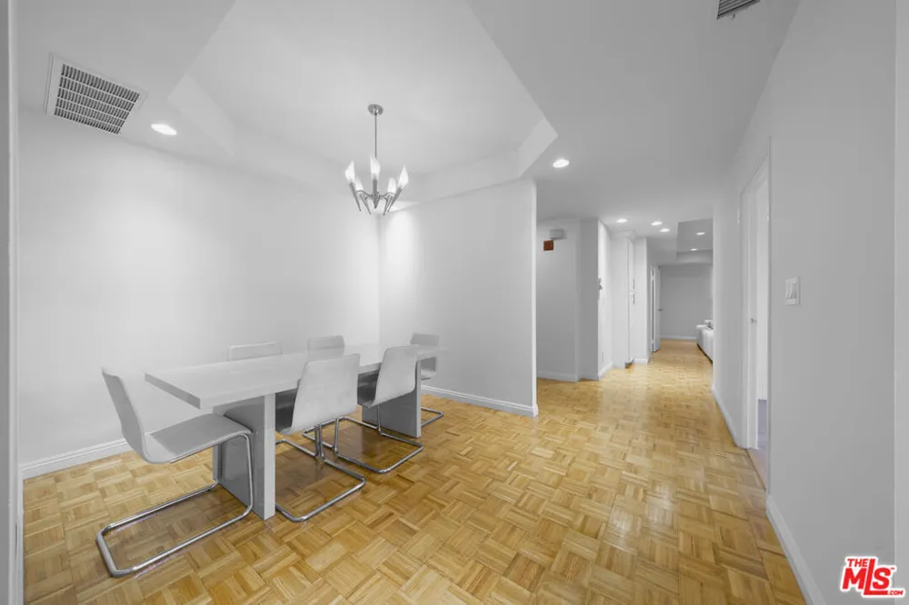 1601 Fuller Avenue #303 Los Angeles, CA 90046