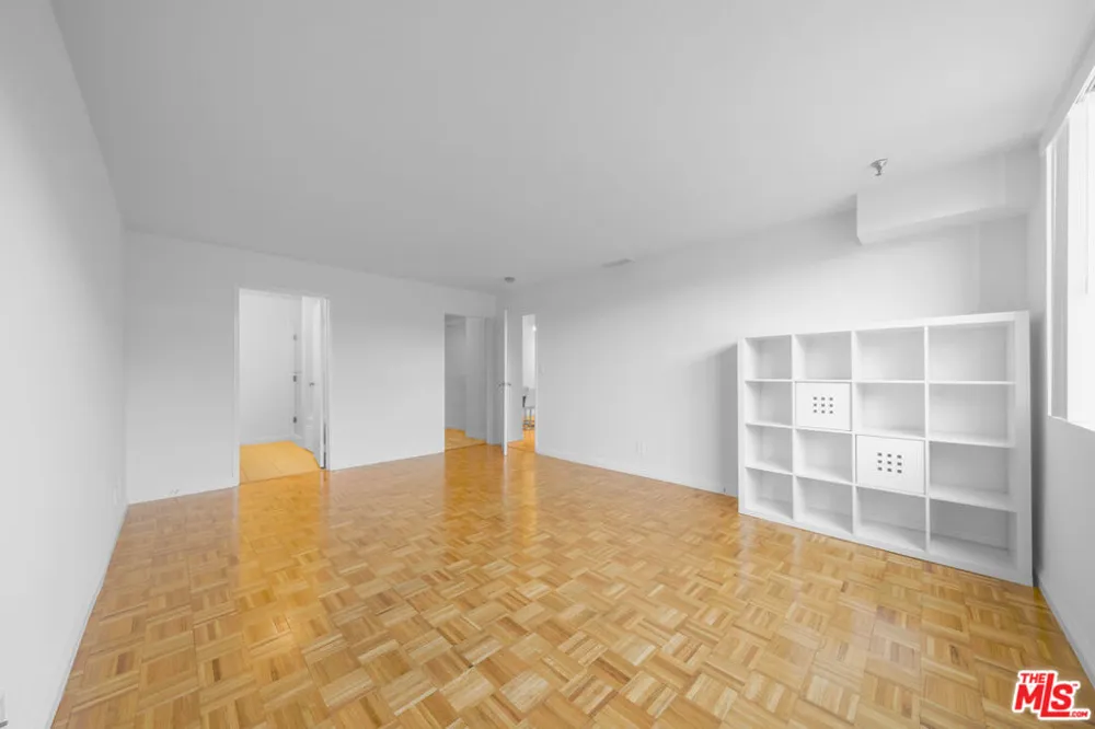 1601 Fuller Avenue #303 Los Angeles, CA 90046