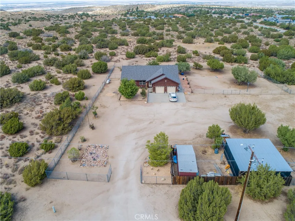 9569 E Avenue Y8 Littlerock, CA 93543