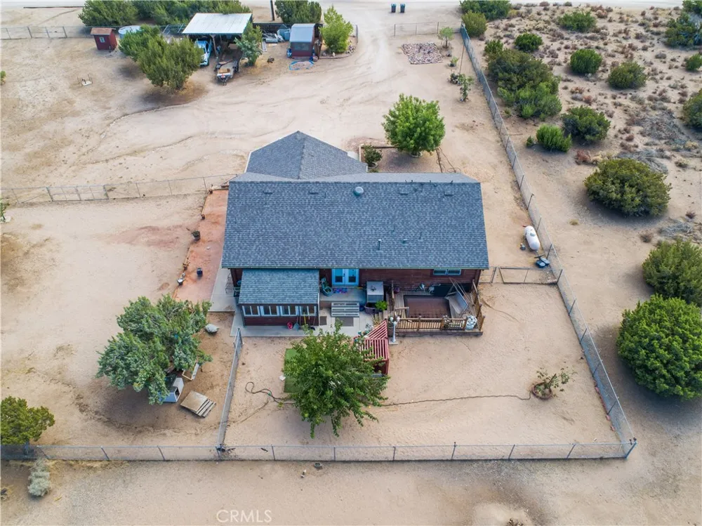 9569 E Avenue Y8 Littlerock, CA 93543