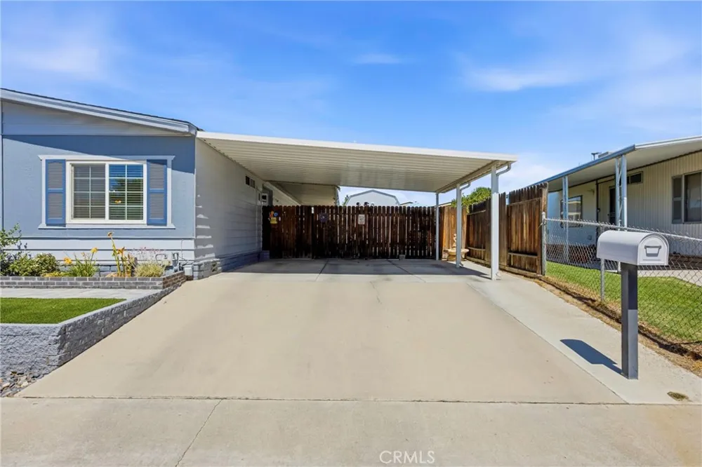 5409 Fountain View Way Bakersfield, CA 93313