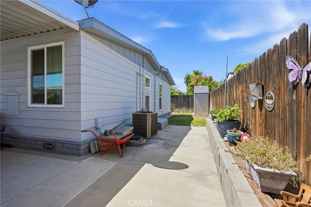 5409 Fountain View Way Bakersfield, CA 93313