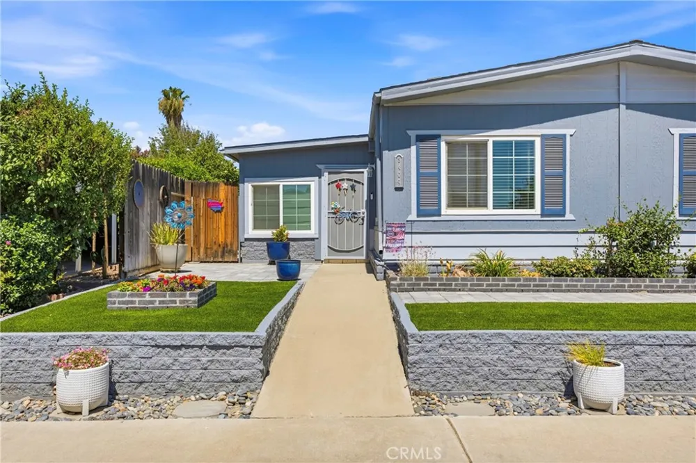 5409 Fountain View Way Bakersfield, CA 93313