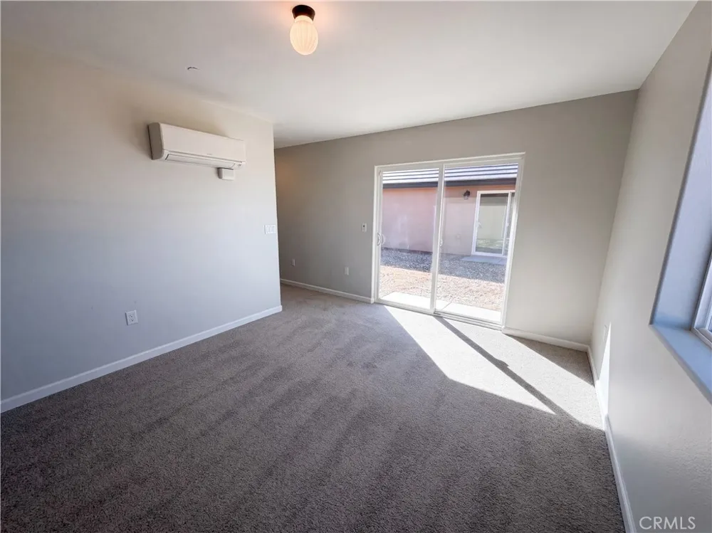 14100 Nightshade Apple Valley, CA 92307