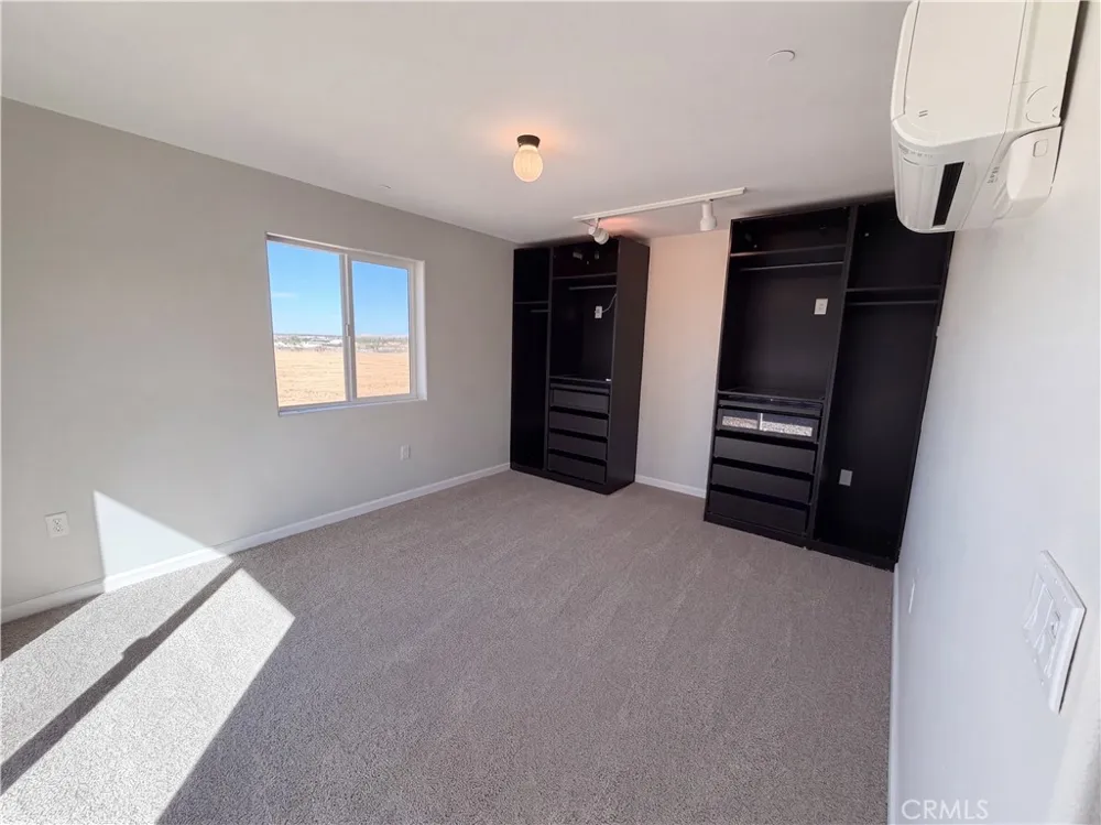 14100 Nightshade Apple Valley, CA 92307