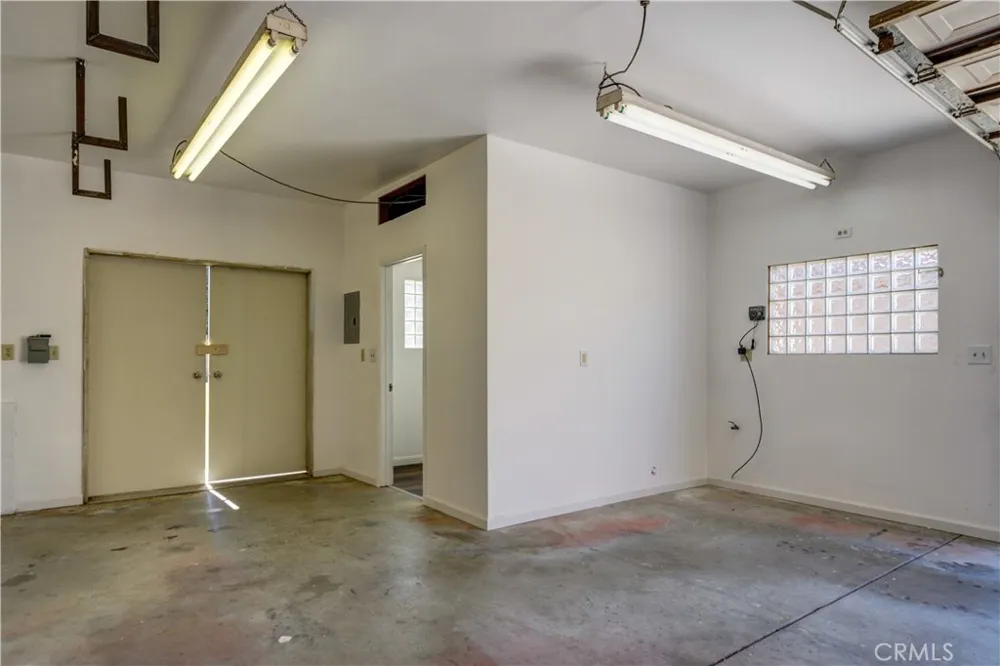 38016 Ranier Palmdale, CA 93552
