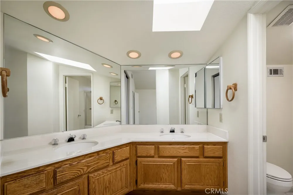 38016 Ranier Palmdale, CA 93552