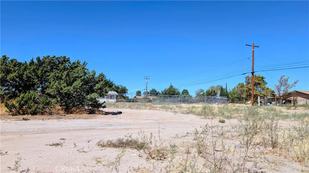 16288 Yucca Street Hesperia, CA 92345