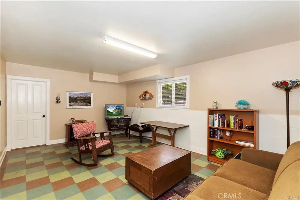 26548 Blackfoot E Rimforest, CA 92378