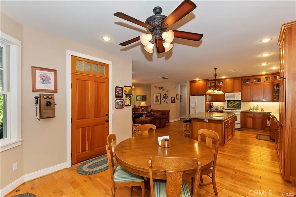 26548 Blackfoot E Rimforest, CA 92378